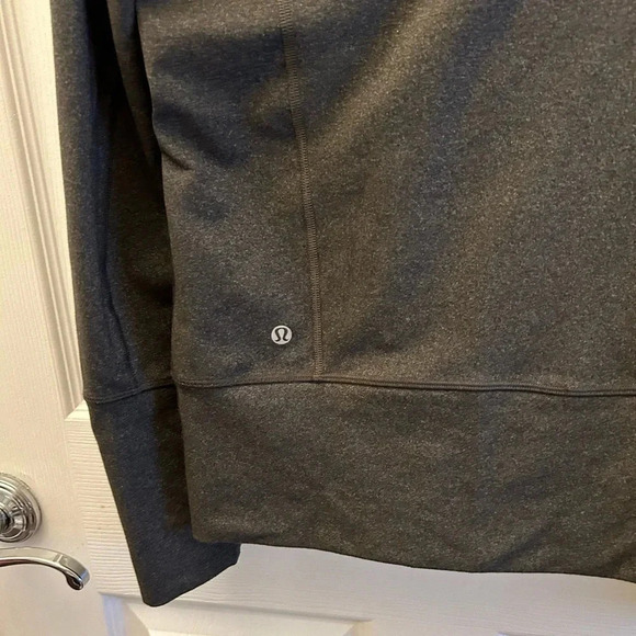 ! LULULEMON In Stride Jacket Sweatshirt  Zip Up Gray size 8 - Picture 6 of 7